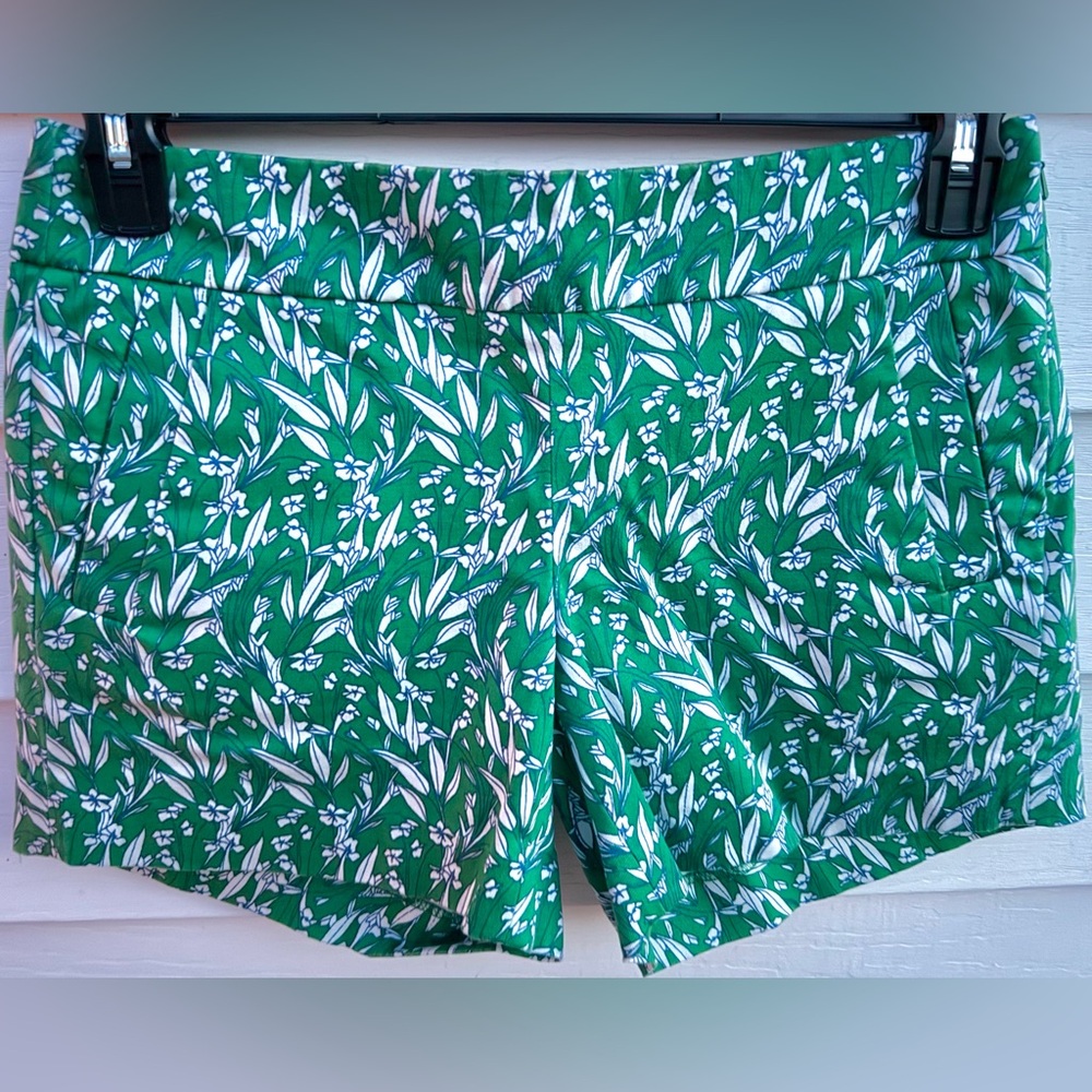 J. Crew - Floral Green Women's Chino Shorts